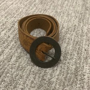 Leather belt